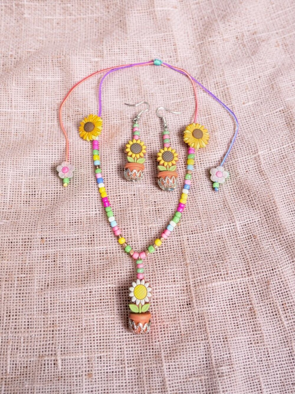 Necklace Set Sunflowers in Pots